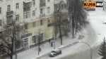 Мальчикпадаетизокна.mp4