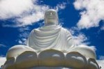 1200px-Buddhastatue,NhaTrang[1].jpg