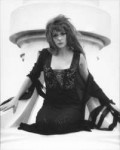 mylene-farmer1999marino-parisotto-vay206.jpg