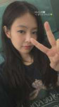 240502-jennie-v0-ix07zwdpd1yc1.webp