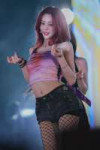 itzy-yuna-v0-3ulayjyhzabf1.webp