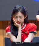 250706-BENI-AT-SECOND-FANSIGN-EVENT-documents-12.jpeg
