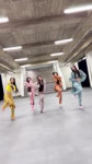 ILLIT.mp4