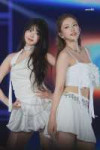 wonyoung-and-yujin-v0-1nzd7kzn82bf1.webp