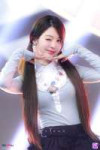 005260301WonyoungBLACKHOLEatSBSInkigayoOn-SitePhotos-5.jpg