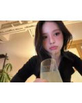260831-izna-offcl-instagram-update-with-jeemin-v0-cyl8vj7q3pmh1.jpg