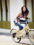 Yoon Eun Hye bicycle.jpg