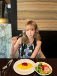 Hitomi (3).jpg