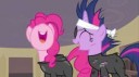 PinkiePieandTwilightlaughingS2E20