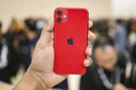 iphone-11-hands-on-jc-red-backside-1.jpg