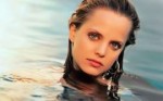 11Mena-Suvari[1].jpg