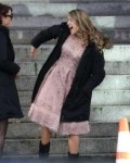 melissa-benoist-on-the-set-of-supergirl-in-vancouver-10-11-[...].jpg