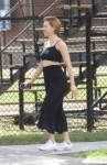 scarlett-johansson-out-in-new-york-09-26-20164.jpg