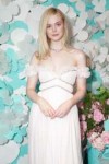 elle-fanning-at-tiffany-paper-flowers-event-in-new-york-05-[...].jpg
