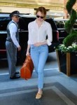 emma-stone-arrives-at-carlyle-hotel-in-new-york-05-07-2018-2.jpg