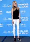 anna-faris-overboard-photocall-in-mexico-city-3.jpg