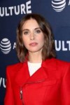 alison-brie-at-vulture-festival-in-new-york-05-19-2018-9.jpg