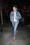 kristen-stewart-in-jeans-out-and-about-in-hollywood-05-23-2[...].jpg