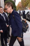 cara-delevingne-arriving-at-her-hotel-in-paris-09-28-2018-2.jpg