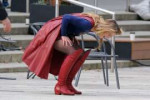 melissa-benoist-on-the-set-of-supergirl-in-vancouver-10-23-[...].jpg
