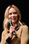 emily-blunt-at-a-quiet-place-press-conference-at-scad-savan[...].jpg