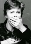 The Outtakes of David Bowies Iconic Heroes Album Cover Shoo[...].jpg