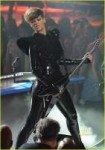 rihanna-american-idol-rock-star-performance-03.jpg