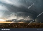 stock-photo-a-fantastic-supercell-storm-in-kansas-usa-the-s[...].jpg