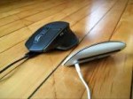 Magic-Mouse-charging.jpg