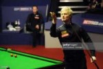 neil-robertson-blows-a-kiss-to-the-crowd-as-he-wins-the-fin[...].jpg