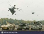 munster-germany-14th-oct-2016-a-combat-helicopter-tiger-l-r[...].jpg