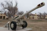 152mm Field Howitzer D-20.jpg