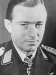 1952024300086403f7168.jpg