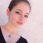 mackenzie-foy-407115273268.jpg
