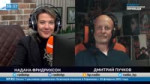 поджмыкивает губеху.webm