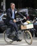 Liev+Schreiber+Liev+Schreiber+Goes+Bike+Ride+SsjXPZ4joVUl.jpg