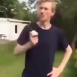 кинул в корову яблоко ПИДАР.webm