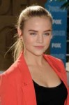 maddie-hasson-0e9b6431c722b1a52792f05f25672316-large-893237