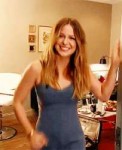 Melissa-Benoist-supergirl-2015-tv-series-39047502-245-300.gif