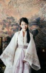 IU.full.128767.jpg