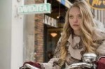 010-amanda-seyfried-theredlist.jpg