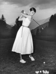 Audrey Hepburn golfing at a golf course in Bürgenstock, Swi[...].jpg