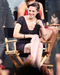 kristen-stewart-and-herve-leger-fall-2010-rtw-side-laced-br[...].jpg