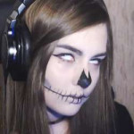 2018-10-28 - HALLOWEEN STREAM!.mp4snapshot00.35.06[2018.10.[...].jpg