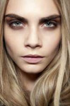 Cara-Delevingne-brow.jpg