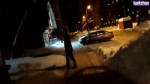 Фанат не дал Ласке поссать спокойно.webm