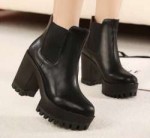 izl4k2-l-610x610-shoes-grunge-boots-black-emo-chunky-platfo[...].jpg