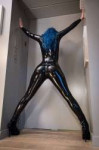 girl-in-black-latex-catsuit-8.large.jpg