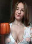 katyadunskaya9903.jpg