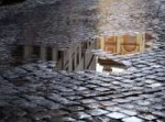 depositphotos4495717-stock-photo-reflection-in-puddles-afte[...].jpg